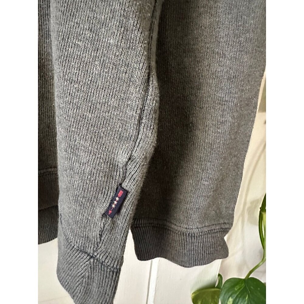 Arrow men’s size medium, long sleeve gray sweater - Picture 3 of 8
